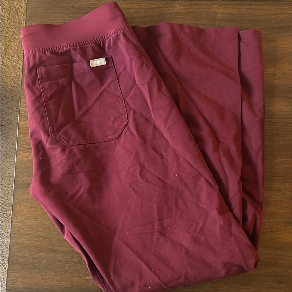 Figs Red Livingston Scrubs, S